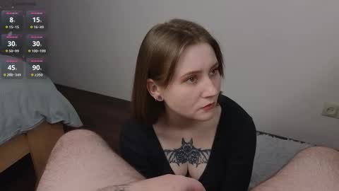 Snapshot of alpugh chatting on 28, 11, 2025 Woland Alice Pugh online show from 28, 11, 2025