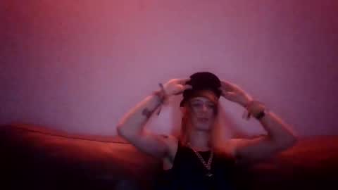 altboy010 online show from 30, 10, 2025