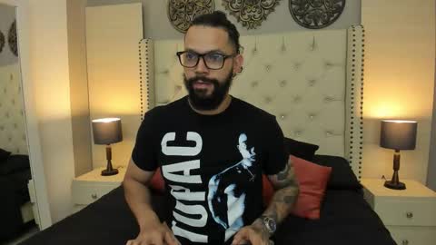 Snapshot of alukardbig chatting on 18, 10, 2025 alukardbig online show from 18, 10, 2025