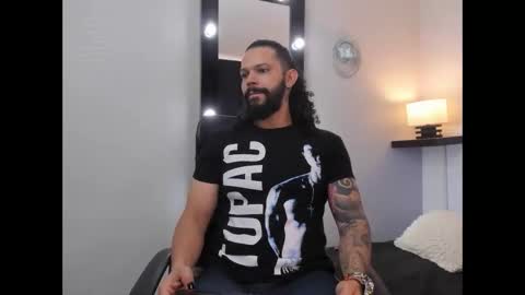 Snapshot of alukardbig chatting on 4, 11, 2025 alukardbig online show from 4, 11, 2025