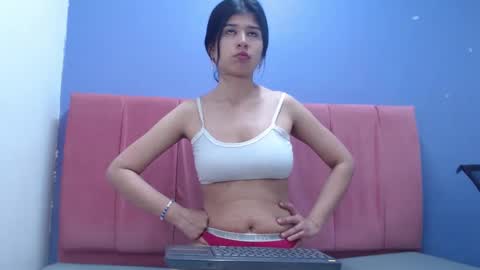 Snapshot of alunajhonsoncm101 chatting on 26, 9, 2025 alunajhonsoncm101 online show from 26, 9, 2025