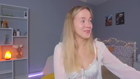Snapshot of aluntick chatting on 2, 2, 2025 Amelia NEXT STREAM online show from 2, 2, 2025