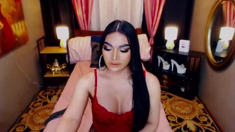 Snapshot of alurajhenson chatting on 19, 5, 2026 Alura Jhenson online show from 19, 5, 2026