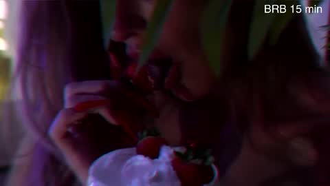 Alvuwka online show from 2, 2, 2026