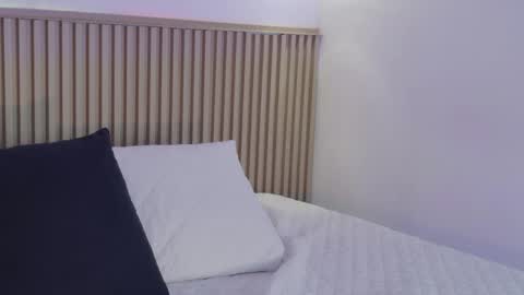 Snapshot of aly_leee chatting on 1, 4, 2026 aly_leee online show from 1, 4, 2026