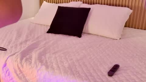 Snapshot of aly_leee chatting on 14, 4, 2026 aly_leee online show from 14, 4, 2026