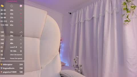 Snapshot of aly_moon chatting on 17, 1, 2025 Im Aly3 online show from 17, 1, 2025