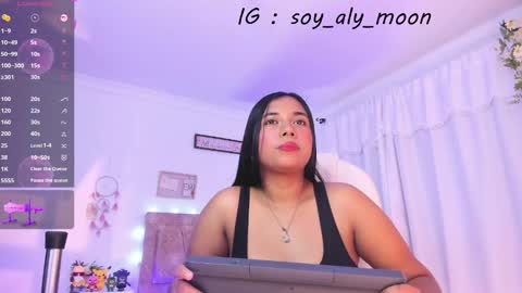 Snapshot of aly_moon chatting on 12, 9, 2025 Im Aly3 online show from 12, 9, 2025