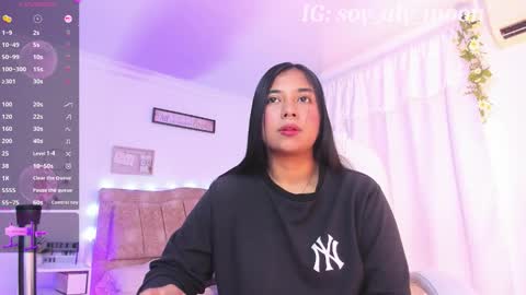 Snapshot of aly_moon chatting on 23, 9, 2025 Im Aly3 online show from 23, 9, 2025