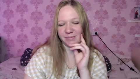Snapshot of alya764770 chatting on 9, 8, 2026 alya764770 online show from 9, 8, 2026