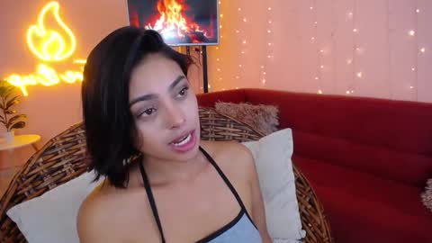 Snapshot of alyn_clark chatting on 24, 2, 2025 alyn online show from 24, 2, 2025