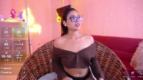 Snapshot of alyn_clark chatting on 18, 9, 2025 alyn online show from 18, 9, 2025