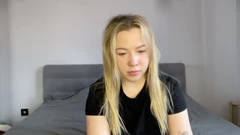 Snapshot of alyrasun chatting on 1, 5, 2026 Al online show from 1, 5, 2026