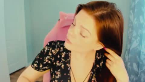 Snapshot of alysanight chatting on 7, 3, 2025 Alysa online show from 7, 3, 2025