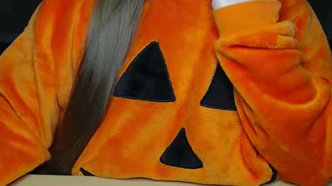 Snapshot of alyss_skye28 chatting on 5, 10, 2025 Alyss Skye online show from 5, 10, 2025