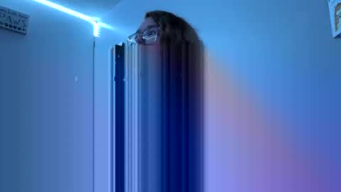 Snapshot of alyssa6960545 chatting on 18, 9, 2025 Lily online show from 18, 9, 2025