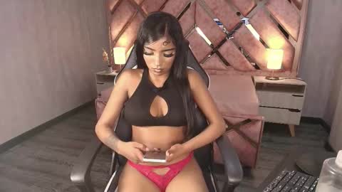 Alyssa  online show from 17, 12, 2025