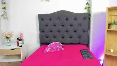 alyssa_joness online show from 26, 2, 2025