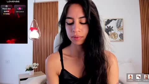Snapshot of alyssabeauty_ chatting on 19, 5, 2026 alyssabeauty_ online show from 19, 5, 2026