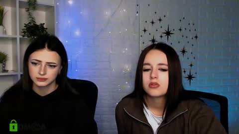 Snapshot of alyssamoan chatting on 20, 11, 2025 alyssamoan online show from 20, 11, 2025