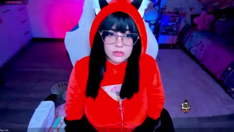  . Monday to Saturday at 10pm and 6am Colombia time online show from 17, 4, 2026