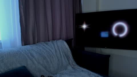 Alyssa  I will be online December 2 at 2000 UTC  online show from 31, 1, 2025