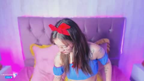 Alyy online show from 25, 2, 2026