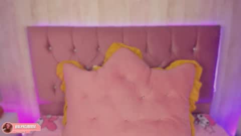 Alyy online show from 26, 3, 2026