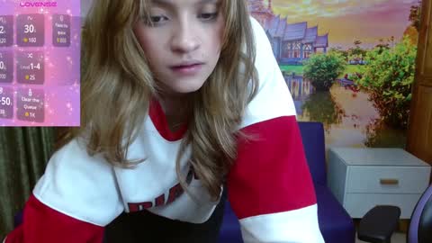 Snapshot of alyy_cute chatting on 7, 12, 2024 Alyy online show from 7, 12, 2024