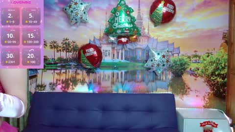 Snapshot of alyy_cute chatting on 13, 12, 2024 Alyy online show from 13, 12, 2024