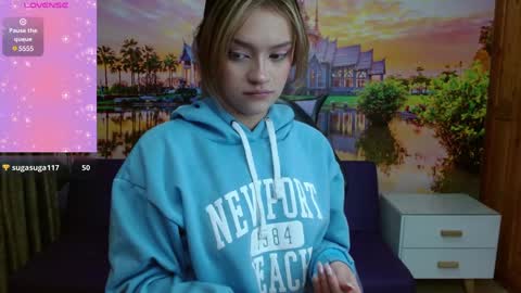 Snapshot of alyy_cute chatting on 13, 1, 2025 Alyy online show from 13, 1, 2025