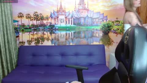 Snapshot of alyy_cute chatting on 1, 2, 2025 Alyy online show from 1, 2, 2025