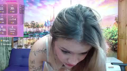 Snapshot of alyy_cute chatting on 6, 3, 2025 Alyy online show from 6, 3, 2025