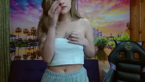 Snapshot of alyy_cute chatting on 9, 3, 2025 Alyy online show from 9, 3, 2025