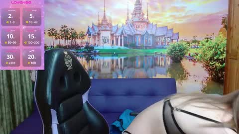 Snapshot of alyy_cute chatting on 11, 3, 2025 Alyy online show from 11, 3, 2025