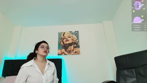 Snapshot of amabella_w chatting on 16, 1, 2025 Isabella online show from 16, 1, 2025