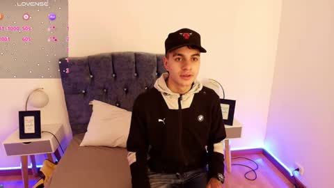 Snapshot of amadeo_wild chatting on 4, 12, 2024 Amadeo Wild online show from 4, 12, 2024