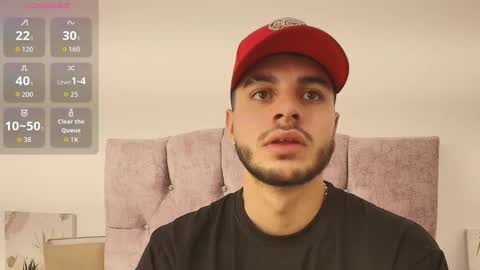 Snapshot of amadeo_wild chatting on 28, 10, 2025 Amadeo Wild online show from 28, 10, 2025