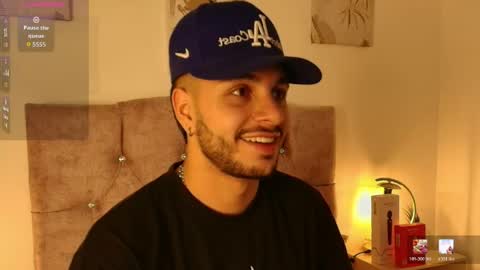 Snapshot of amadeo_wild chatting on 26, 4, 2026 Amadeo Wild online show from 26, 4, 2026