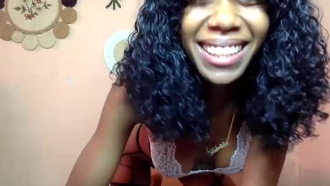 Snapshot of amah17 chatting on 13, 2, 2025 Amah online show from 13, 2, 2025