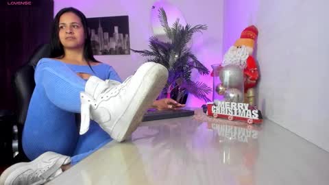 anny online show from 27, 11, 2025