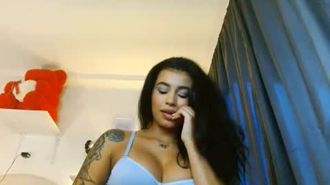 Amaia Fox online show from 20, 4, 2026