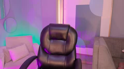 Amaia Haywood online show from 21, 10, 2025