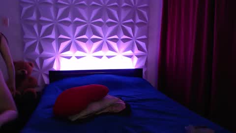 Amalett online show from 21, 10, 2025