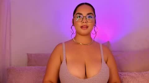 amalia bennet online show from 11, 9, 2025