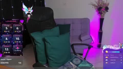 Snapshot of amalia_cruss chatting on 24, 12, 2024 Amalia cruss online show from 24, 12, 2024