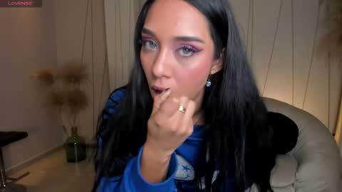 Snapshot of amalia_cruss chatting on 18, 9, 2025 Amalia cruss online show from 18, 9, 2025