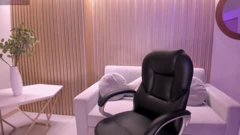 Snapshot of amalia_cruss chatting on 20, 9, 2025 Amalia cruss online show from 20, 9, 2025