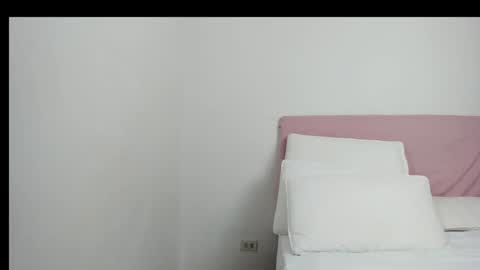 Snapshot of amaliaariel chatting on 16, 1, 2025 amaliaariel online show from 16, 1, 2025