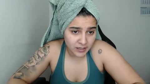 The queen of the biceps  online show from 11, 3, 2025